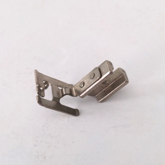 Singer Simanco Zig Zag Presser Foot 161455 Discontinued Part - Picture 5 of 9